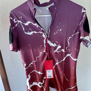 Working Title Gravel Cycling Jersey BNWT (Women's XL)